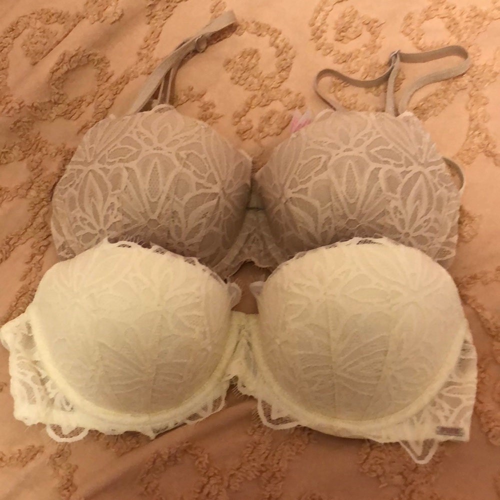 Victoria Secret Pink push up bras
